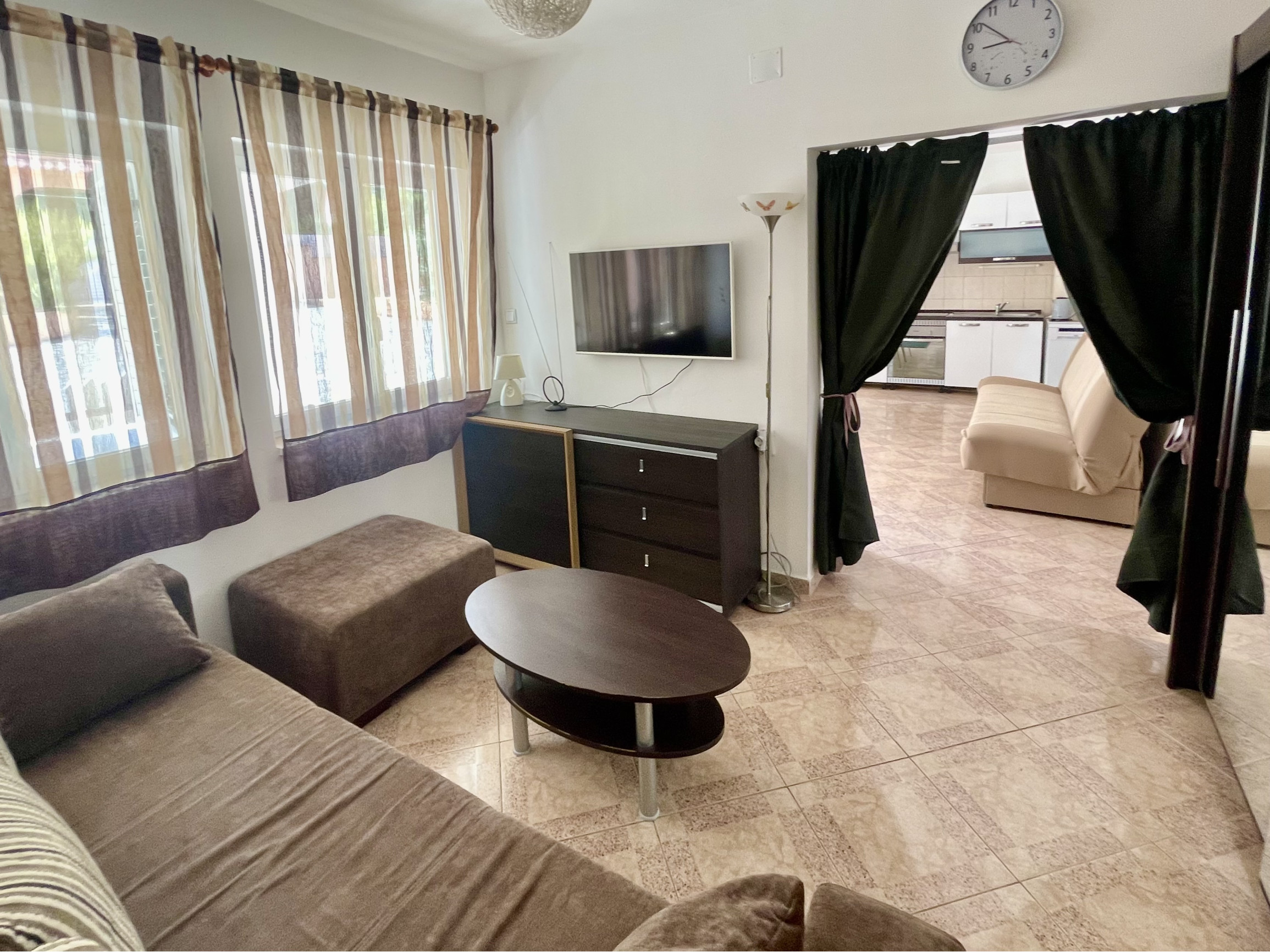 CHORVÁTSKO/ ISTRIA - VILA / 2 x 3 izbový BYT