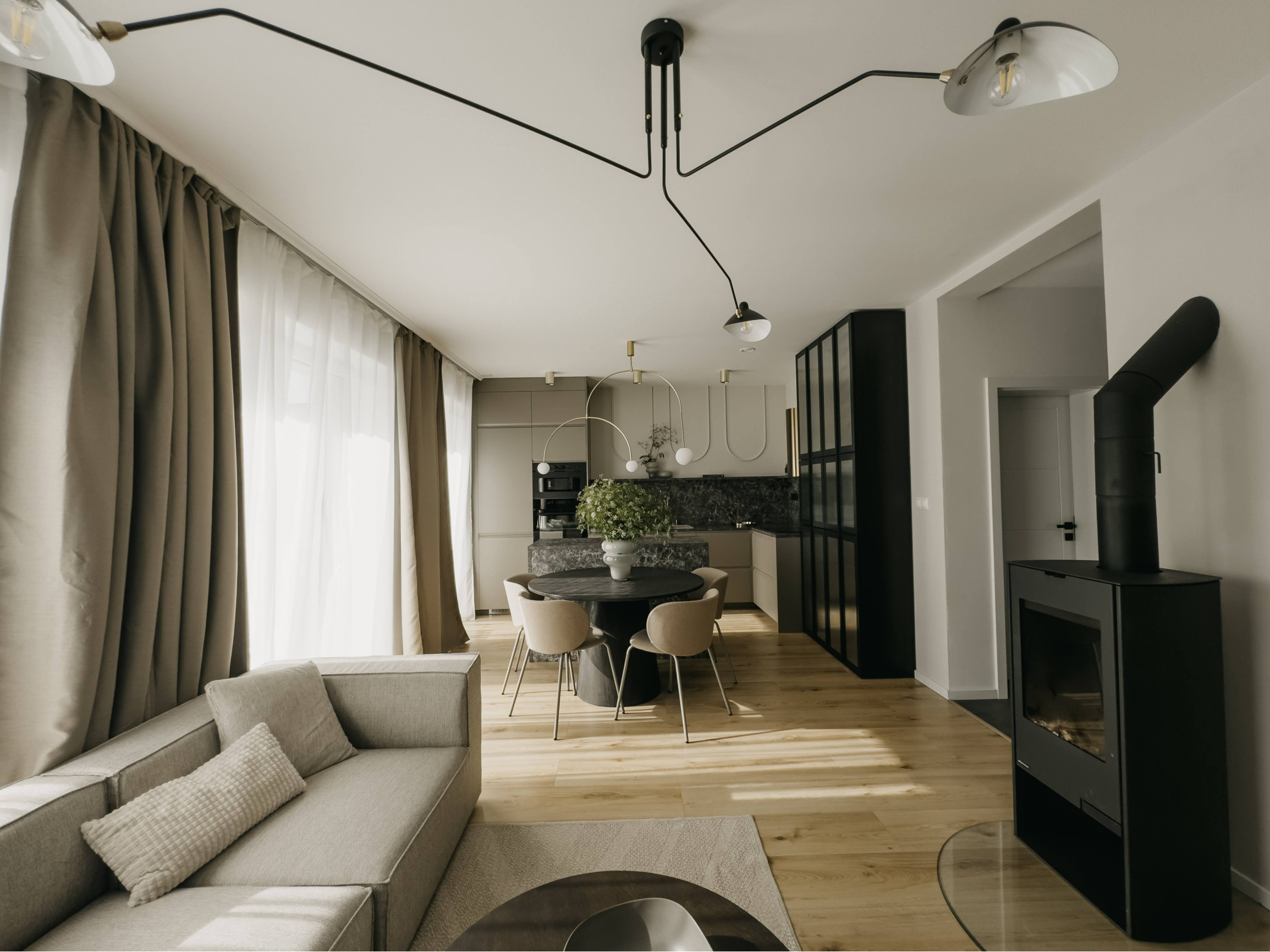 NOVÝ DIZAJNOVO ZARIADENÝ 4 Izb.byt v DVOJDOME