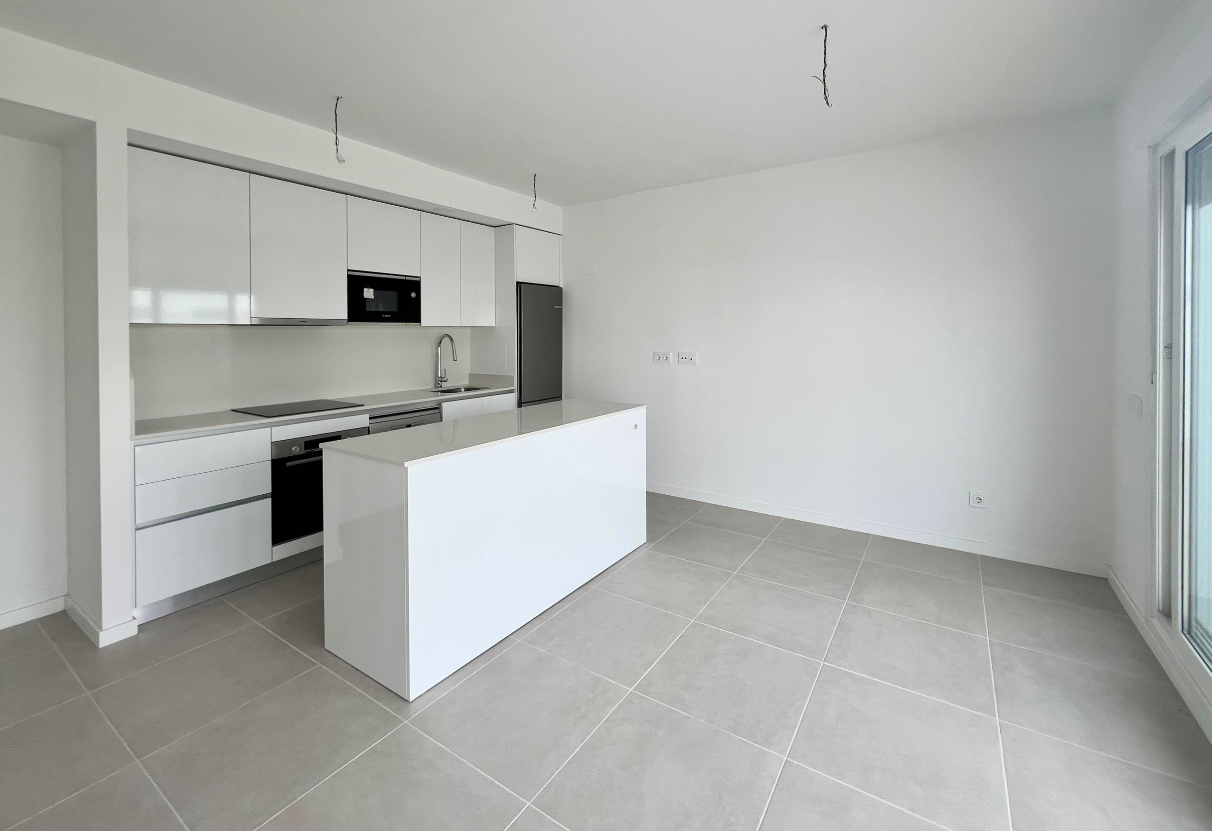 Costa del SOL - MARBELLA 2 spálňový Nový apartmán s veľkou terasou