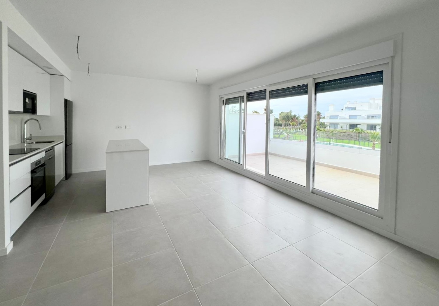 Costa del SOL - MARBELLA 2 spálňový Nový apartmán s veľkou terasou