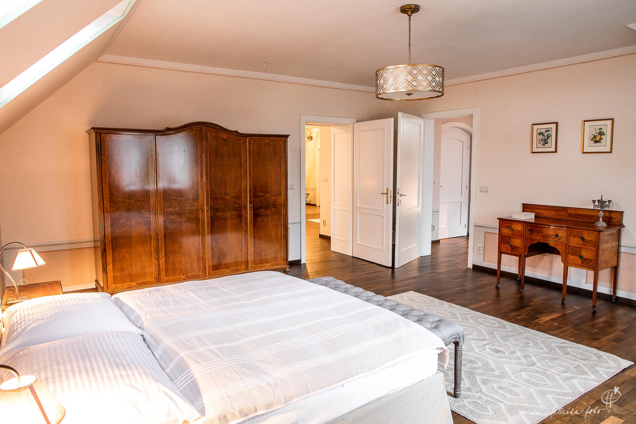 4 izbový byt v Historickej Vile - Hradný kopec Bratislava