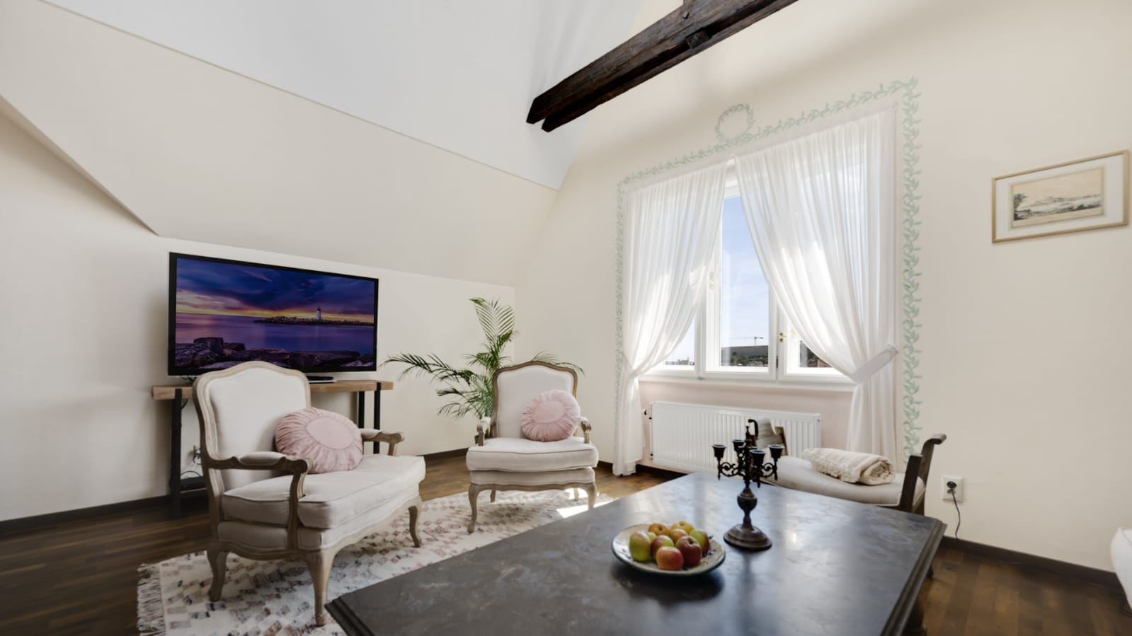 4 izbový byt v Historickej Vile - Hradný kopec Bratislava