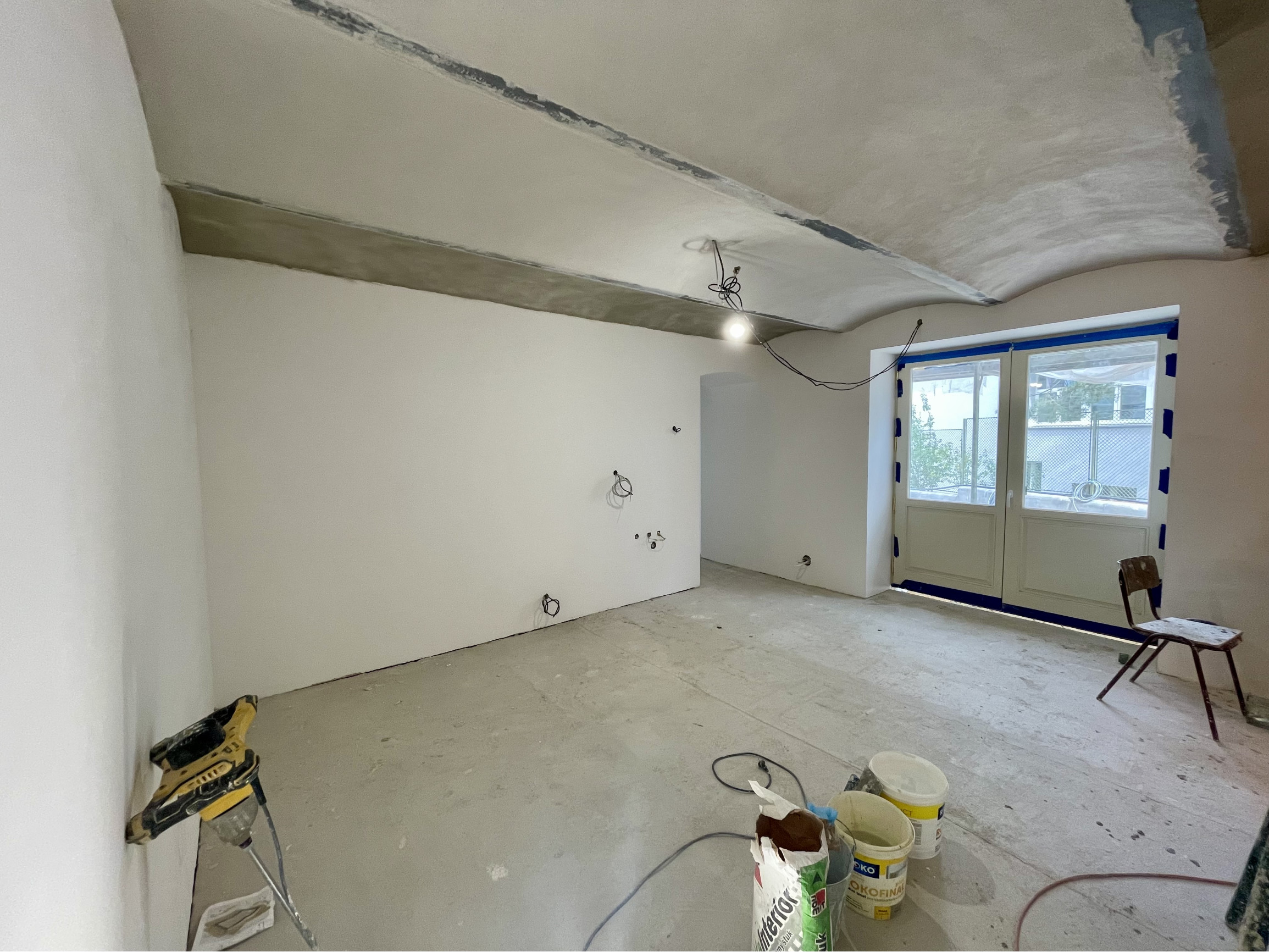 Nový 1,5 izb. BYT/KANCELÁRIA V HISTORICKEJ VILE /PALISÁDY