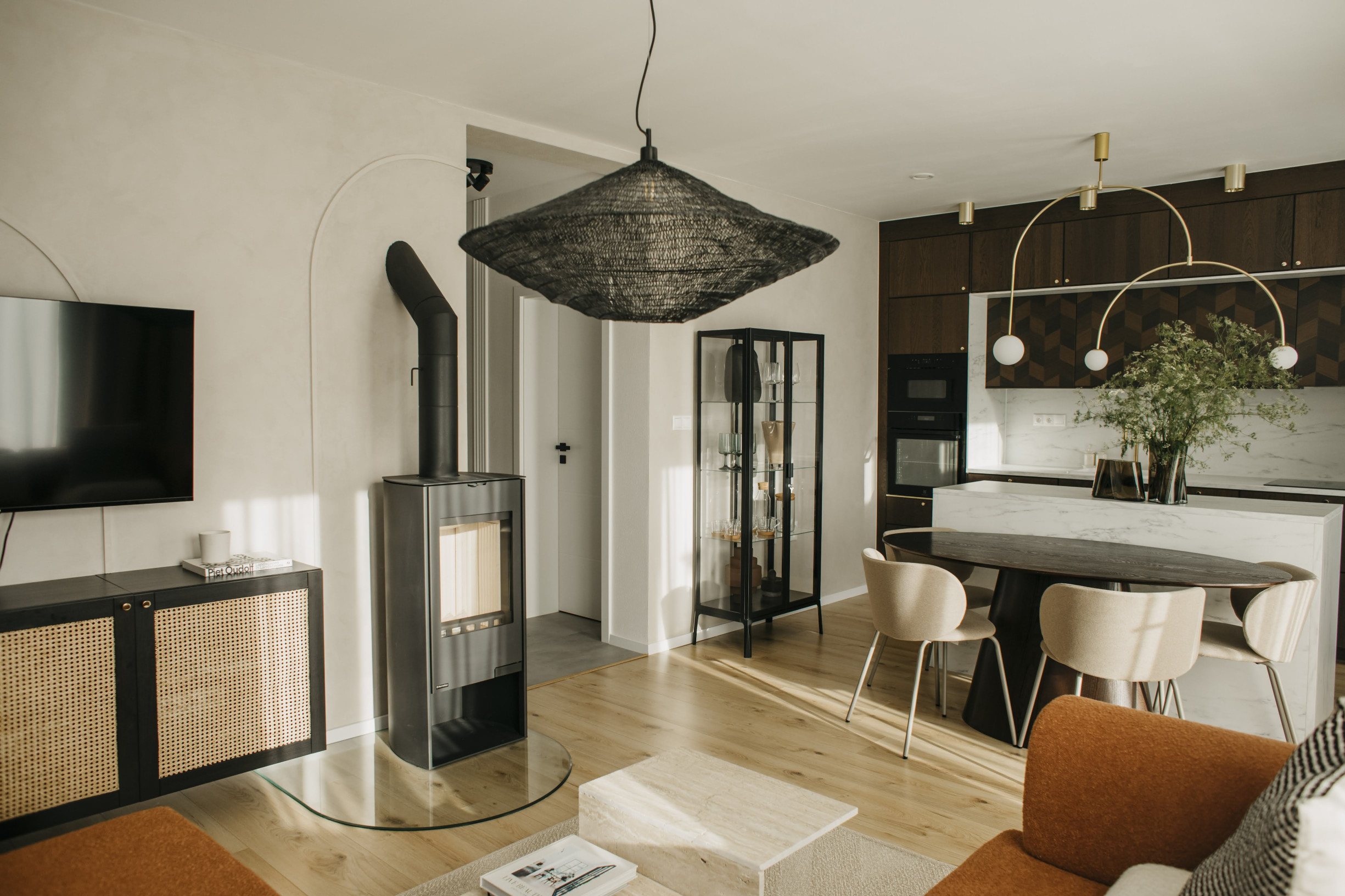 NOVÝ DIZAJNOVO ZARIADENÝ 4 Izb.byt v DVOJDOME