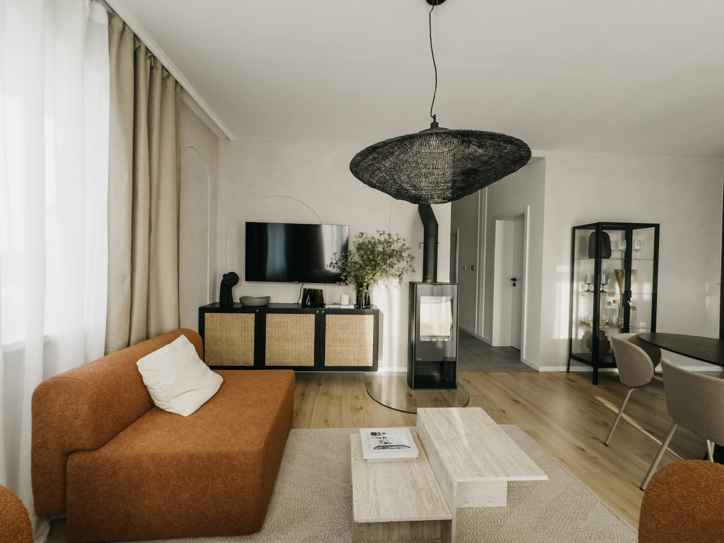 NOVÝ DIZAJNOVO ZARIADENÝ 4 Izb.byt v DVOJDOME