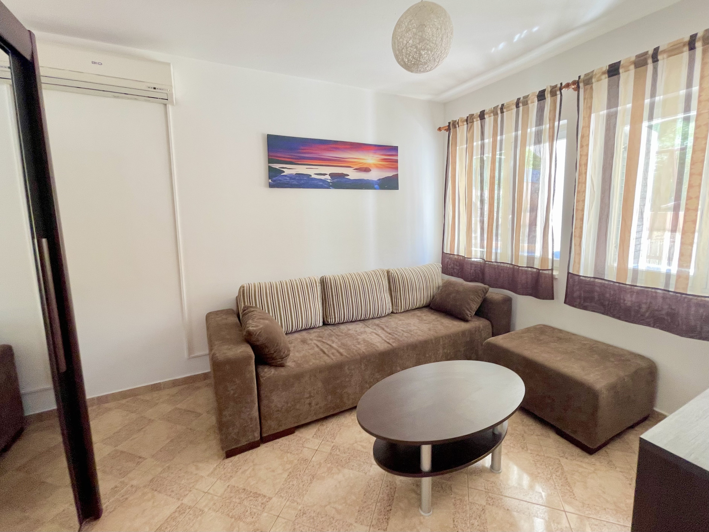 CHORVÁTSKO/ ISTRIA - VILA / 2 x 3 izbový BYT