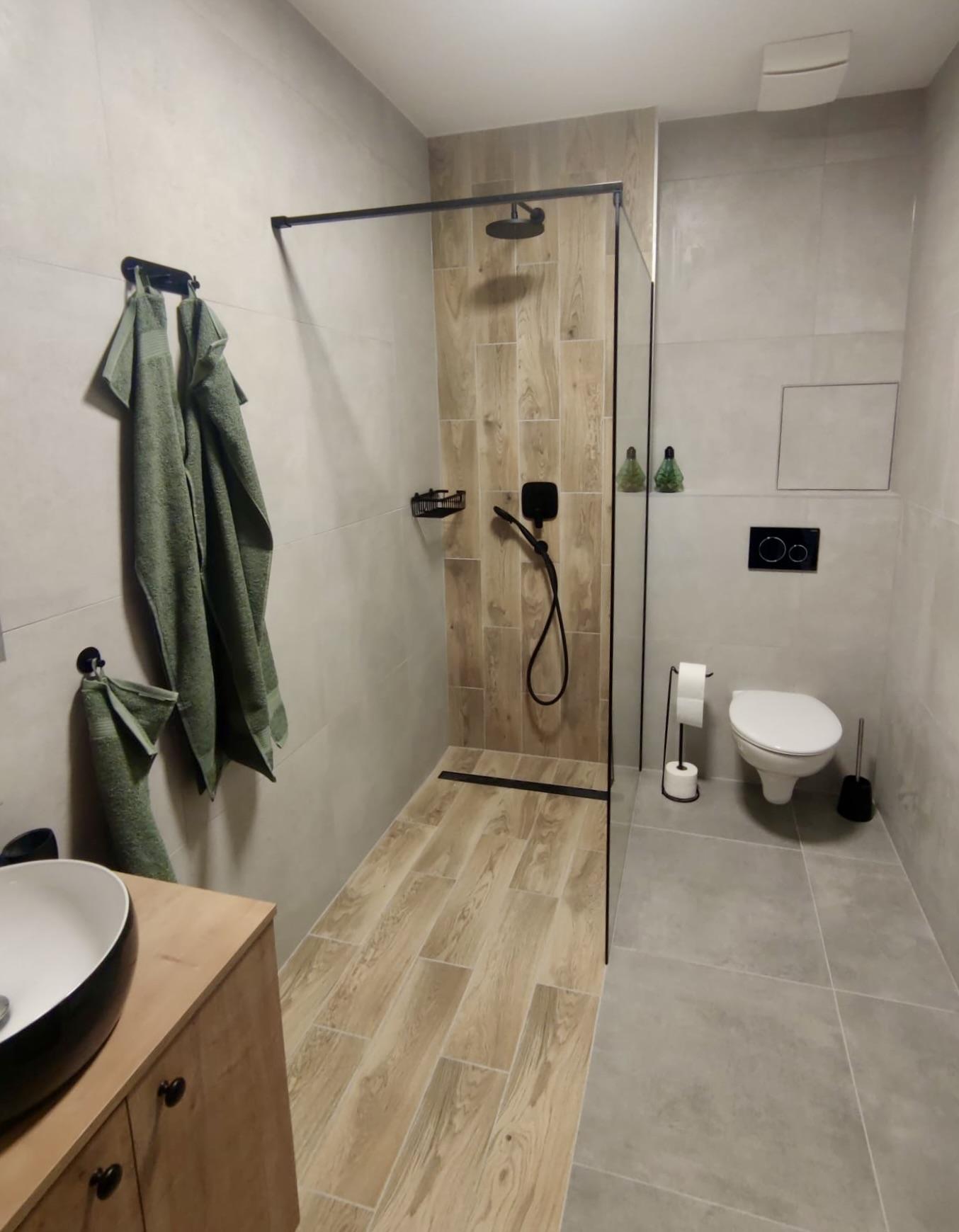 Rača Centrum - 2 izbový byt s parkovaním