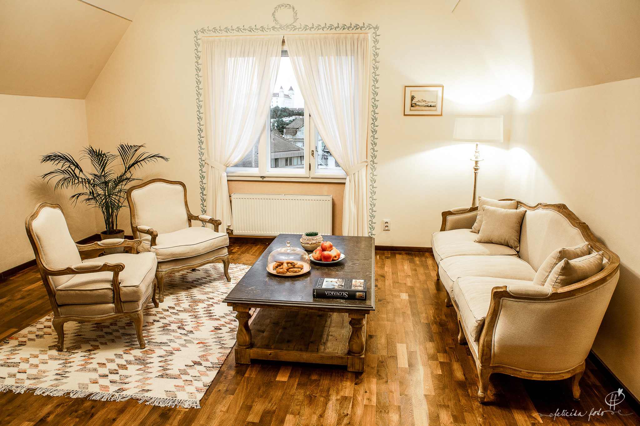 4 izbový byt v Historickej Vile - Hradný kopec Bratislava