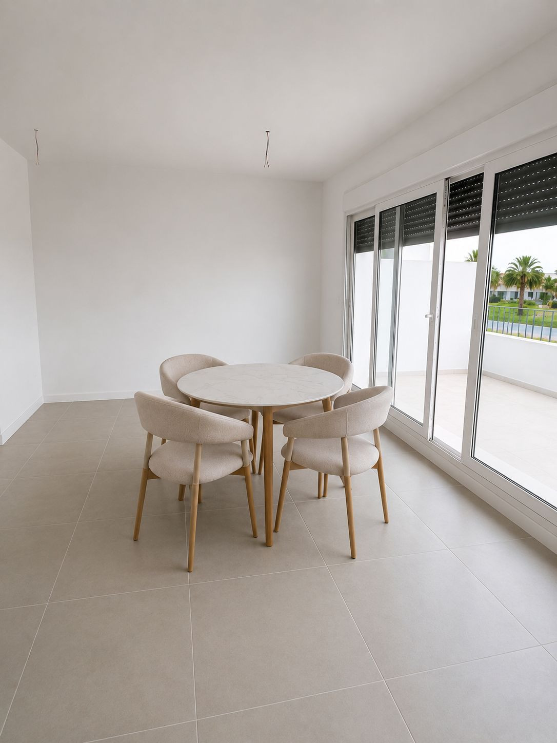Costa del SOL - MARBELLA 2 spálňový Nový apartmán s veľkou terasou *