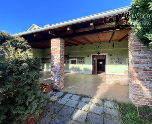 SLOVAKIA - PENZIÓN / HOTEL v Talianskom štýle