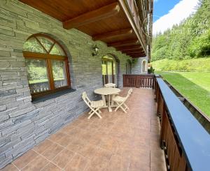 TÁLE - INVESTIČÝ 2-izbový byt. GOLF, LYŽOVANIE