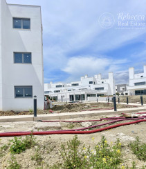 SPAIN/ESTEPONA/Costa del Sol-Ready NEW 2 bedrooms apartment