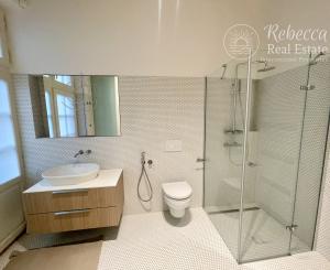 NOVÝ LUXUSNÝ 3 izb. BYT s TERASOU A GARÁŽOU V HISTORICKEJ VILE /PALISÁDY