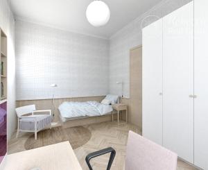 NOVÝ LUXUSNÝ 3 izb. BYT s TERASOU A GARÁŽOU V HISTORICKEJ VILE /PALISÁDY