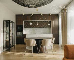 NOVÝ DIZAJNOVO ZARIADENÝ 4 Izb.byt v DVOJDOME