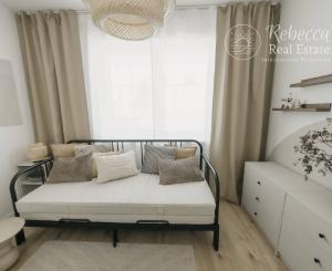 NOVÝ DIZAJNOVO ZARIADENÝ 4 Izb.byt v DVOJDOME