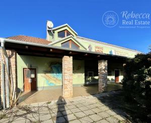 SLOVAKIA - PENZIÓN / HOTEL v Talianskom štýle