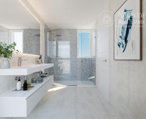 ŠPANIELSKO / COSTA DEL SOL /ŠPIČKOVÝ GOLF REZORT PRI MORI