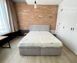 DOWNTOWN Luxusne zariadený 2 izbový byt