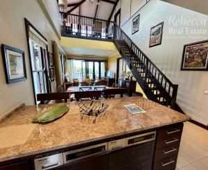 SEYCHELY / MAHÉ / Eden Island / LOFT APARTMÁN s terasou a výhľadom na oceán *