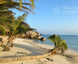 SEYCHELY / MAHÉ / Eden Island / LOFT APARTMÁN s terasou a výhľadom na oceán *