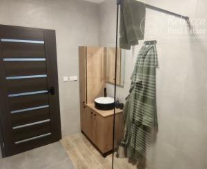 Rača Centrum - Veľký 2 izbový byt s garážou / Novostavba