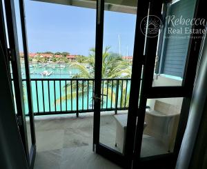 SEYCHELY / MAHÉ / Eden Island / LOFT APARTMÁN s terasou a výhľadom na oceán