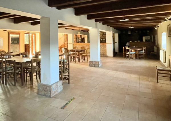 SLOVAKIA - PENZIÓN / HOTEL v Talianskom štýle