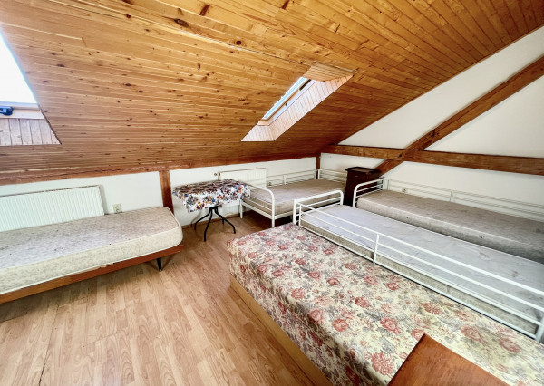 SLOVAKIA - PENZIÓN / HOTEL v Talianskom štýle