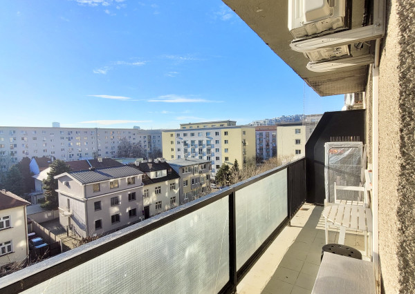 Ůtulný 2 izbový byt s balkónom pri Trnavskom Mýte