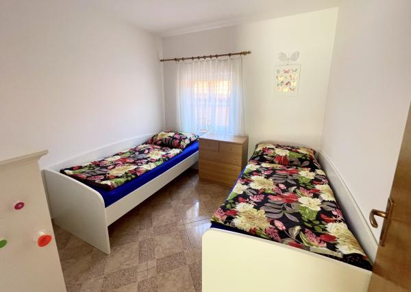 CHORVÁTSKO/ ISTRIA - VILA / 2 x 3 izbový BYT