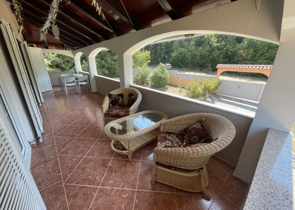 CHORVÁTSKO/ ISTRIA - VILA / 2 x 3 izbový BYT