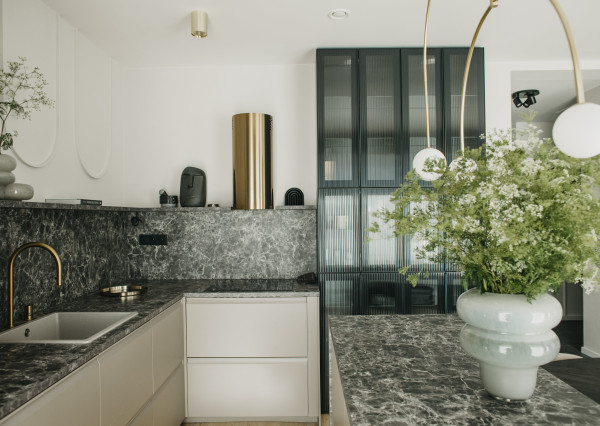 NOVÝ DIZAJNOVO ZARIADENÝ 4 Izb.byt v DVOJDOME