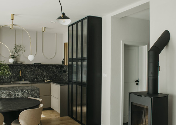 NOVÝ DIZAJNOVO ZARIADENÝ 4 Izb.byt v DVOJDOME