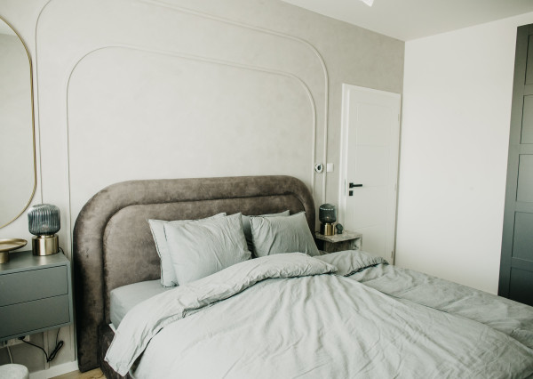 NOVÝ DIZAJNOVO ZARIADENÝ 4 Izb.byt v DVOJDOME