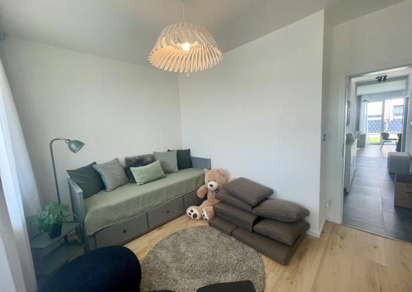 NOVÝ DIZAJNOVO ZARIADENÝ 4 Izb.byt v DVOJDOME