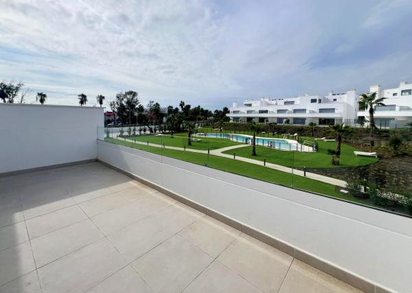 Costa del SOL / 2 spálňový Nový apartmán s veľkou terasou