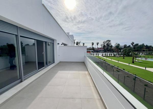 Costa del SOL / 2 spálňový Nový apartmán s veľkou terasou