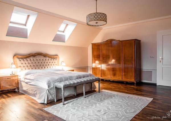 4 izbový byt v Historickej Vile - Hradný kopec Bratislava