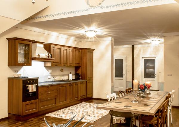 4 izbový byt v Historickej Vile - Hradný kopec Bratislava