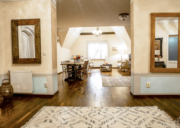 4 izbový byt v Historickej Vile - Hradný kopec Bratislava