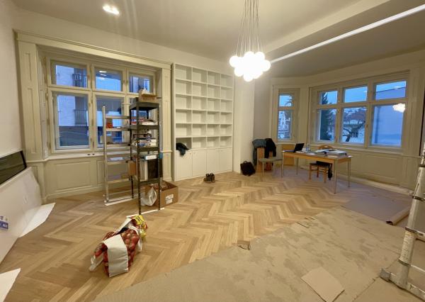 NOVÝ LUXUSNÝ 3 izb. BYT s TERASOU A GARÁŽOU V HISTORICKEJ VILE /PALISÁDY