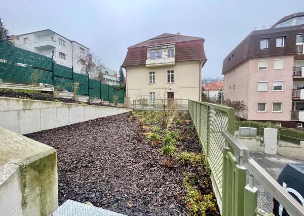 NOVÝ LUXUSNÝ 3 izb. BYT s TERASOU A GARÁŽOU V HISTORICKEJ VILE /PALISÁDY