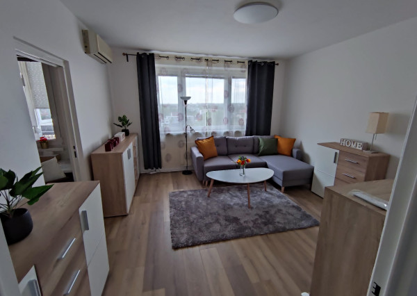 Veľký 2 izbový byt s balkónom a krásnym výhľadom