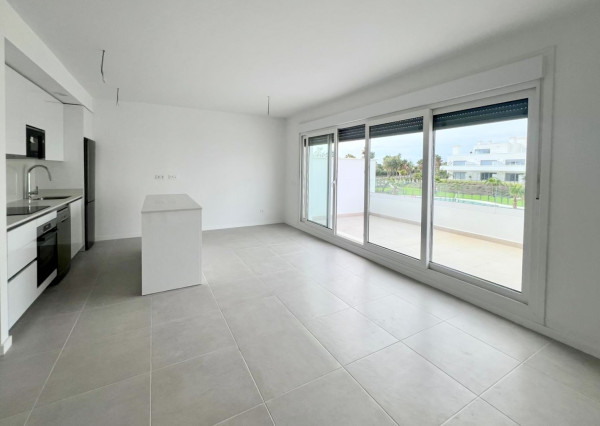 Costa del SOL - MARBELLA 2 spálňový Nový apartmán s veľkou terasou