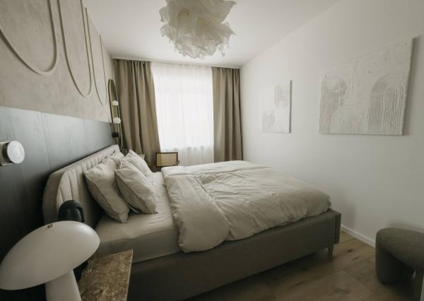 NOVÝ DIZAJNOVO ZARIADENÝ 4 Izb.byt v DVOJDOME