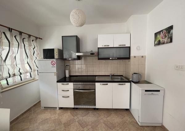 CHORVÁTSKO/ ISTRIA - VILA / 2 x 3 izbový BYT