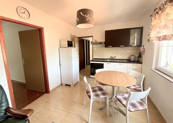 CHORVÁTSKO/ ISTRIA - VILA / 2 x 3 izbový BYT