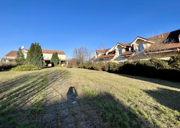 SLOVAKIA - PENZIÓN / HOTEL v Talianskom štýle