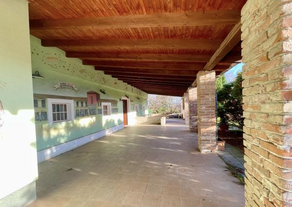 SLOVAKIA - PENZIÓN / HOTEL v Talianskom štýle